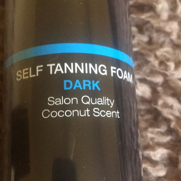 Bond sands Dark coconut scent self tanning foam - Picture 2 of 6